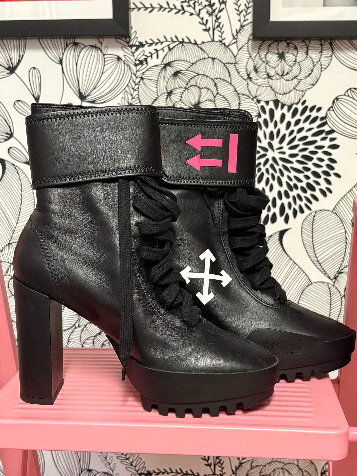 Off-White Arrow Moto Wrap Platform Heeled Boots – Virgil Abloh – Size 37 – New