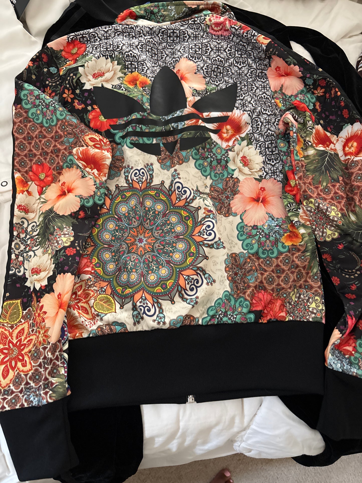 Adidas Originals Floral Print Full Zip Track Jacket ๐บ๐ค