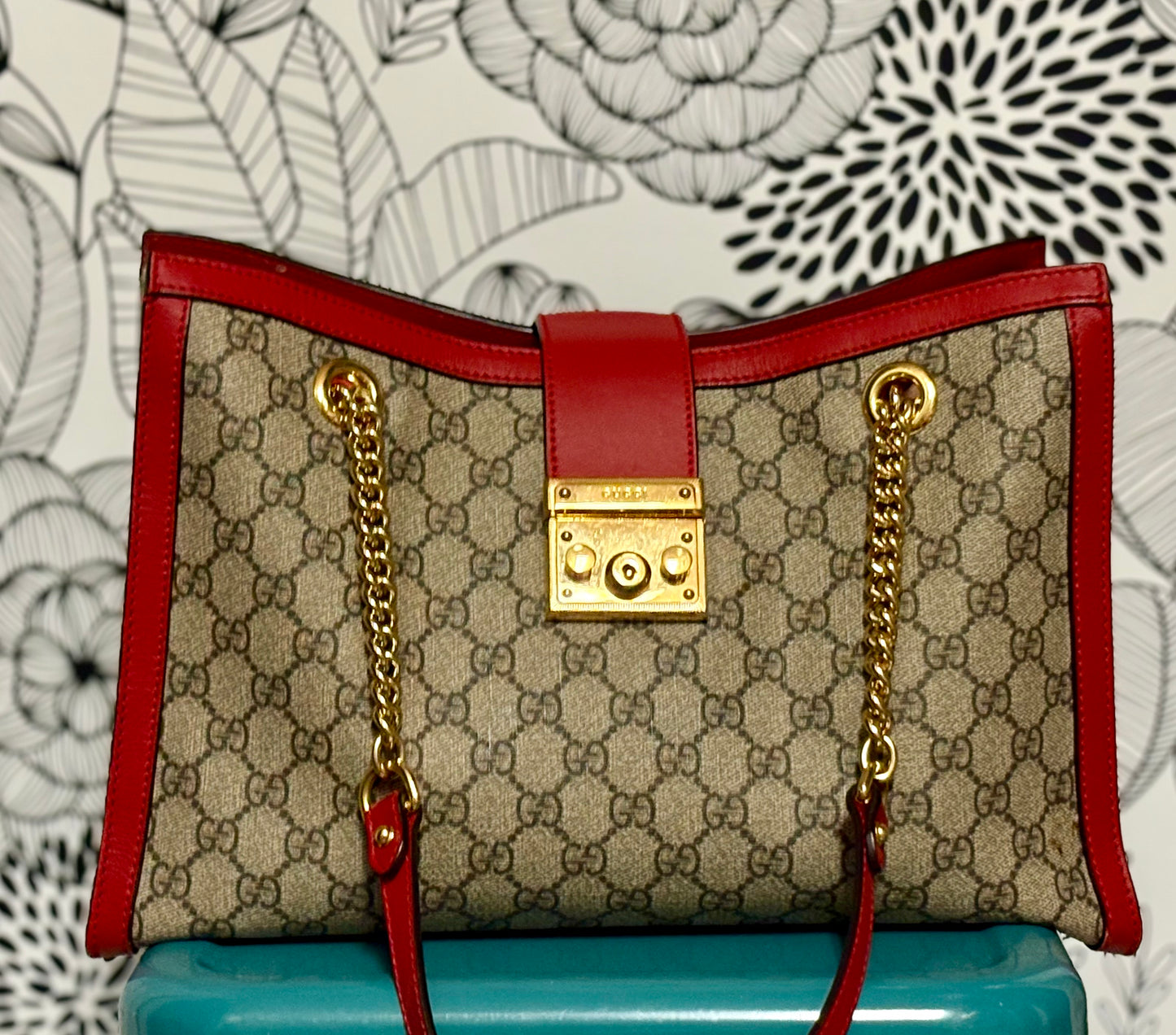 Gucci “Original GG Supreme Canvas Padlock Tote – Medium