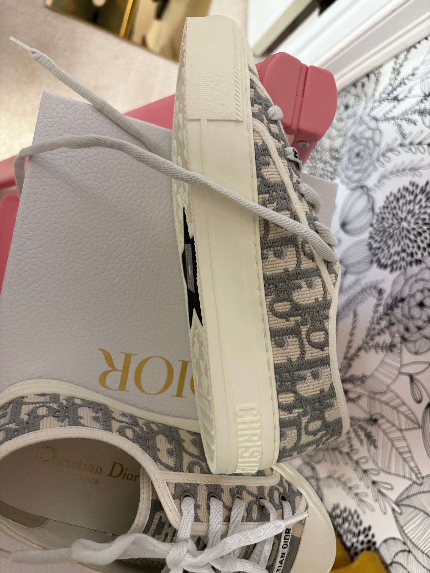 Christian Dior Walk’N’Dior Oblique Sneakers – New With Box – Size 36