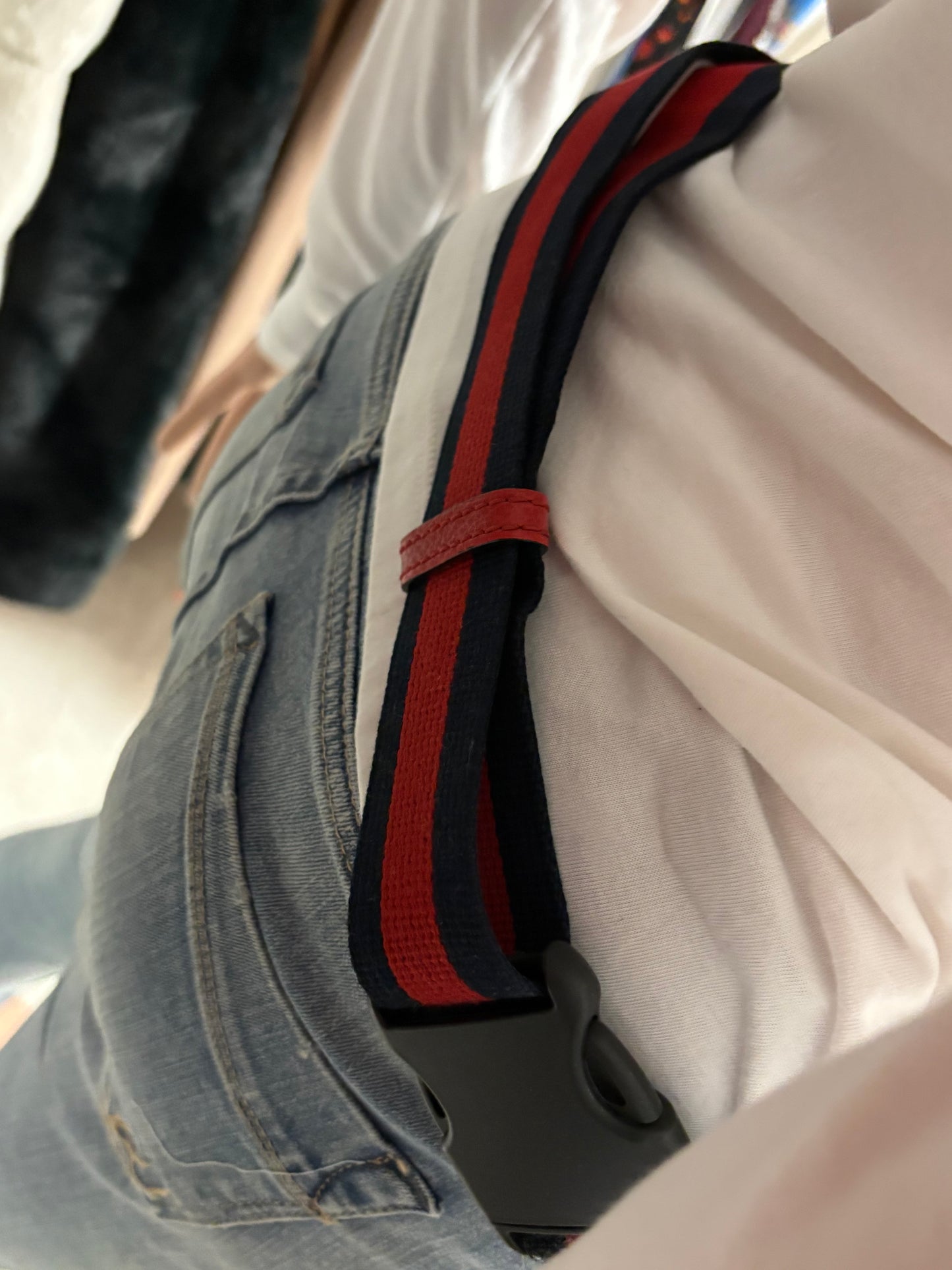 Gucci Grained Calfskin Large Logo Belt Bag – Hibiscus Red