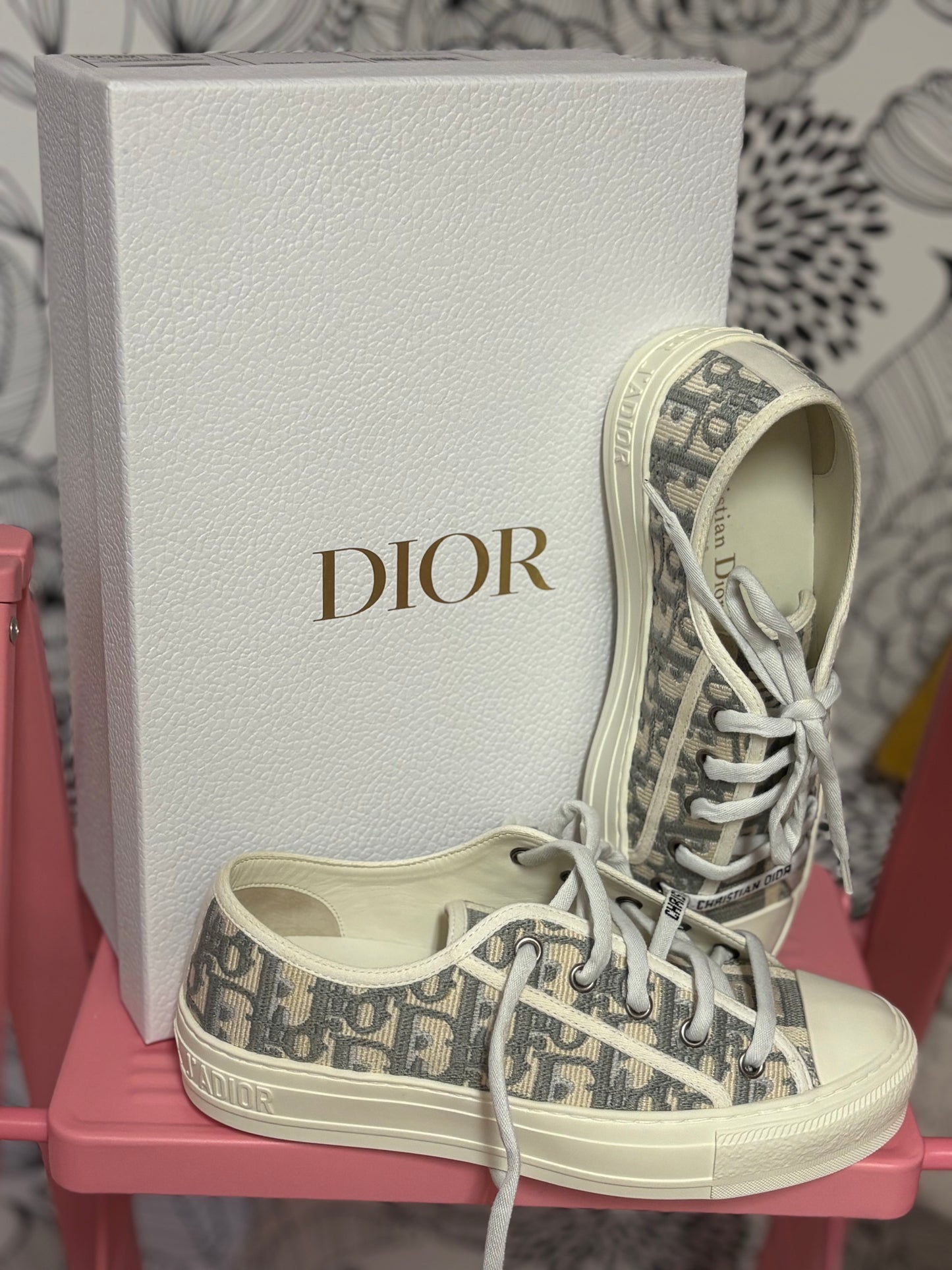 Christian Dior Walk’N’Dior Oblique Sneakers – New With Box – Size 36