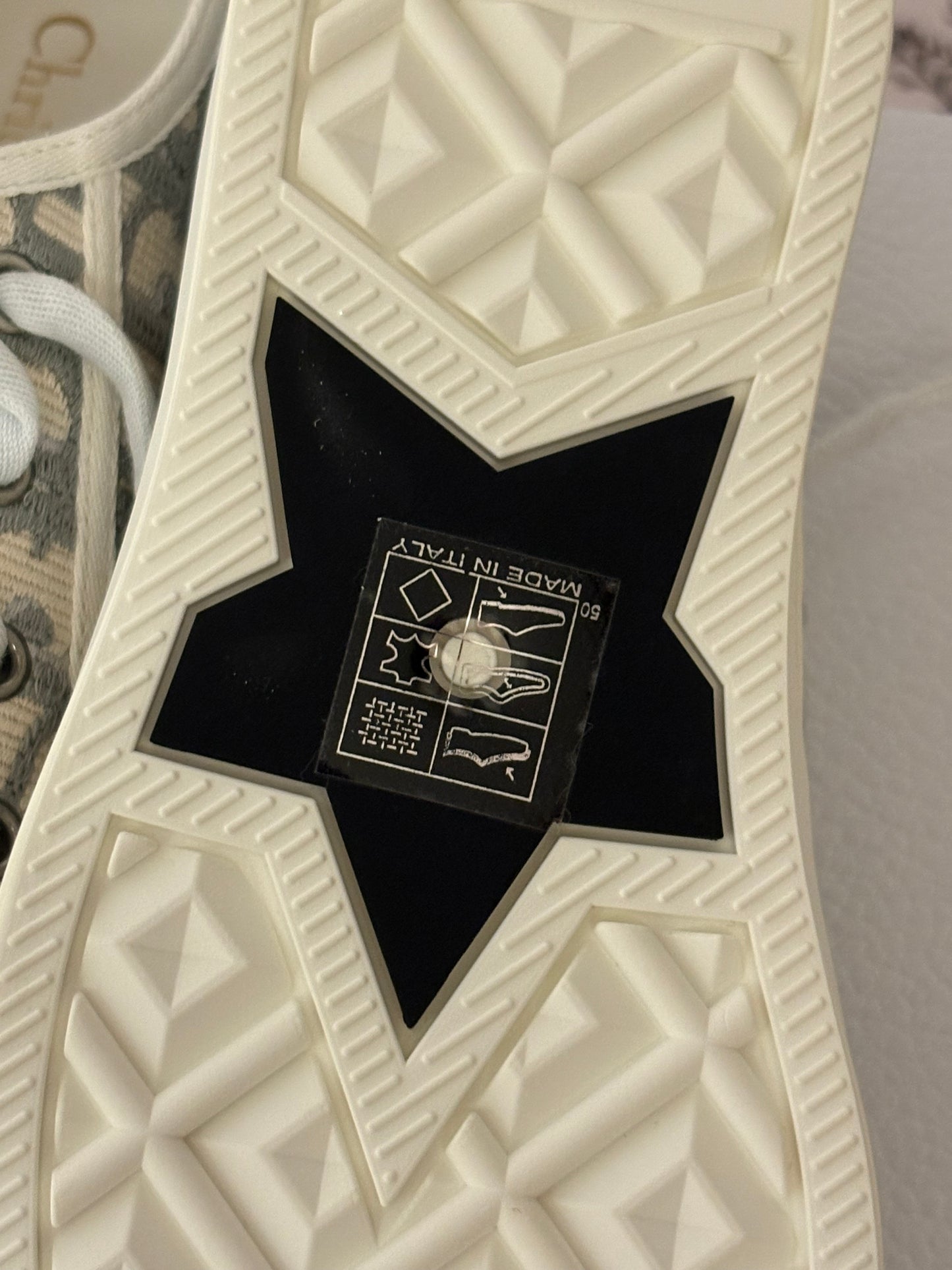 Christian Dior Walk’N’Dior Oblique Sneakers – New With Box – Size 36