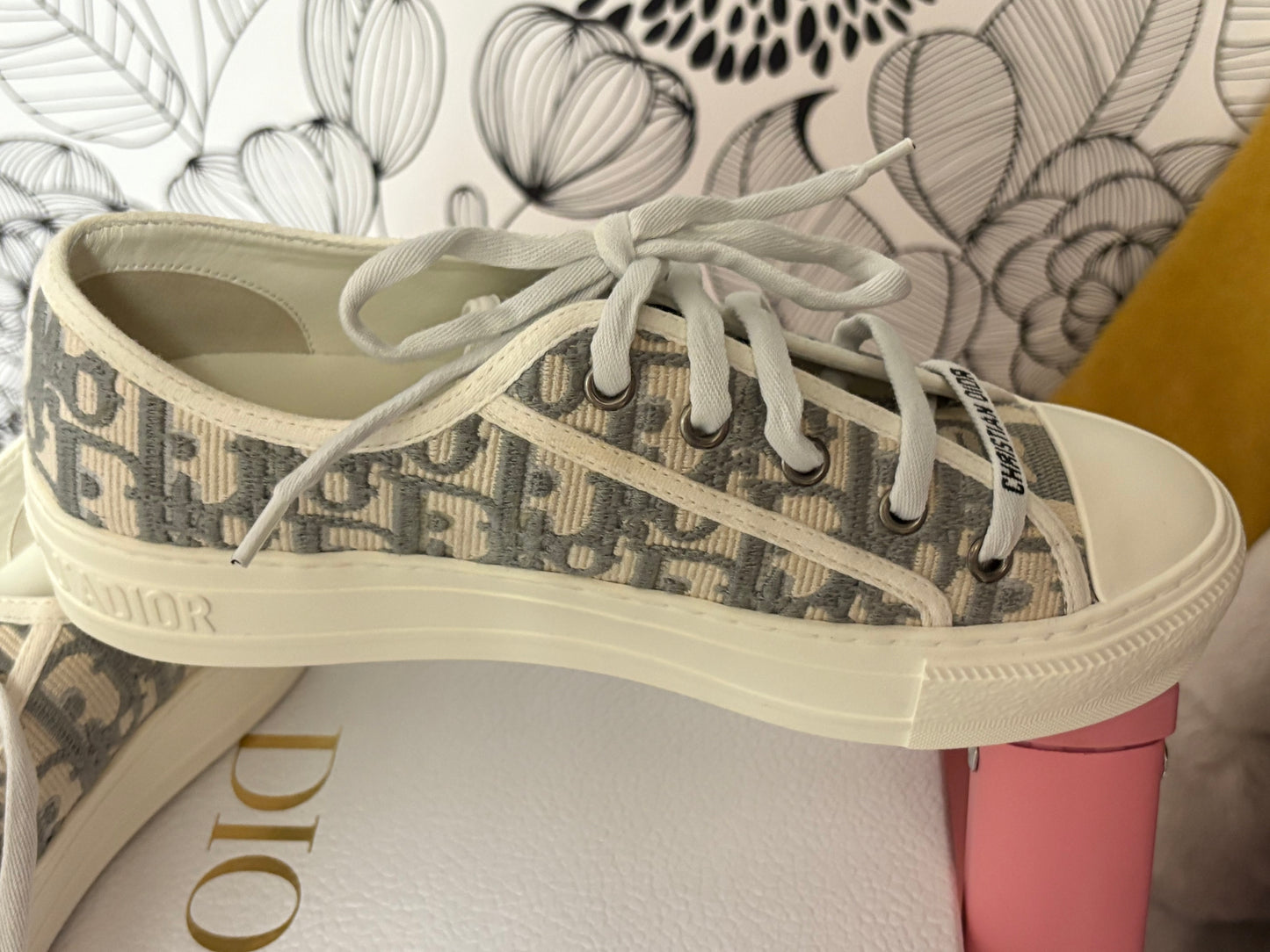 Christian Dior Walk’N’Dior Oblique Sneakers – New With Box – Size 36