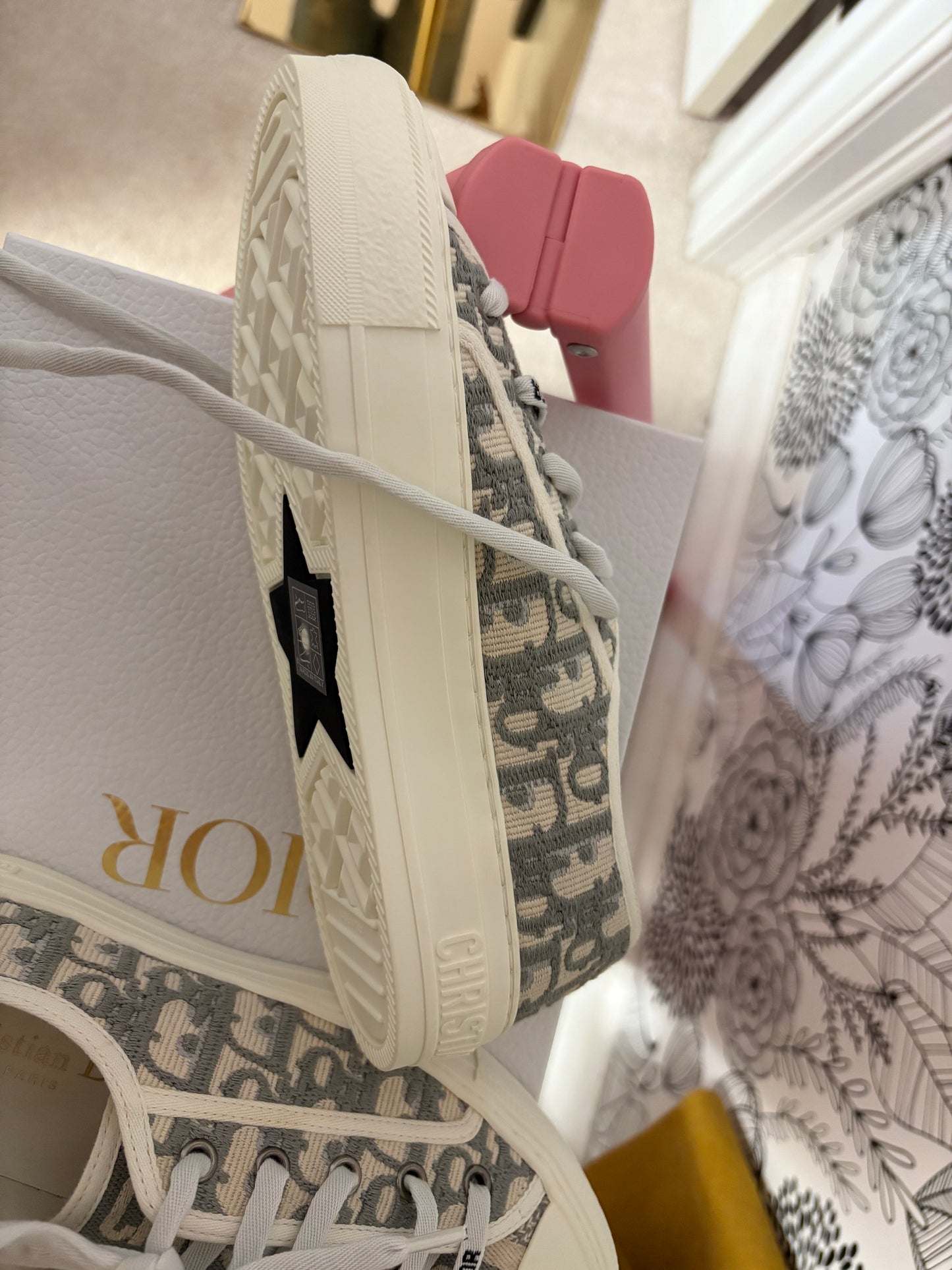 Christian Dior Walk’N’Dior Oblique Sneakers – New With Box – Size 36