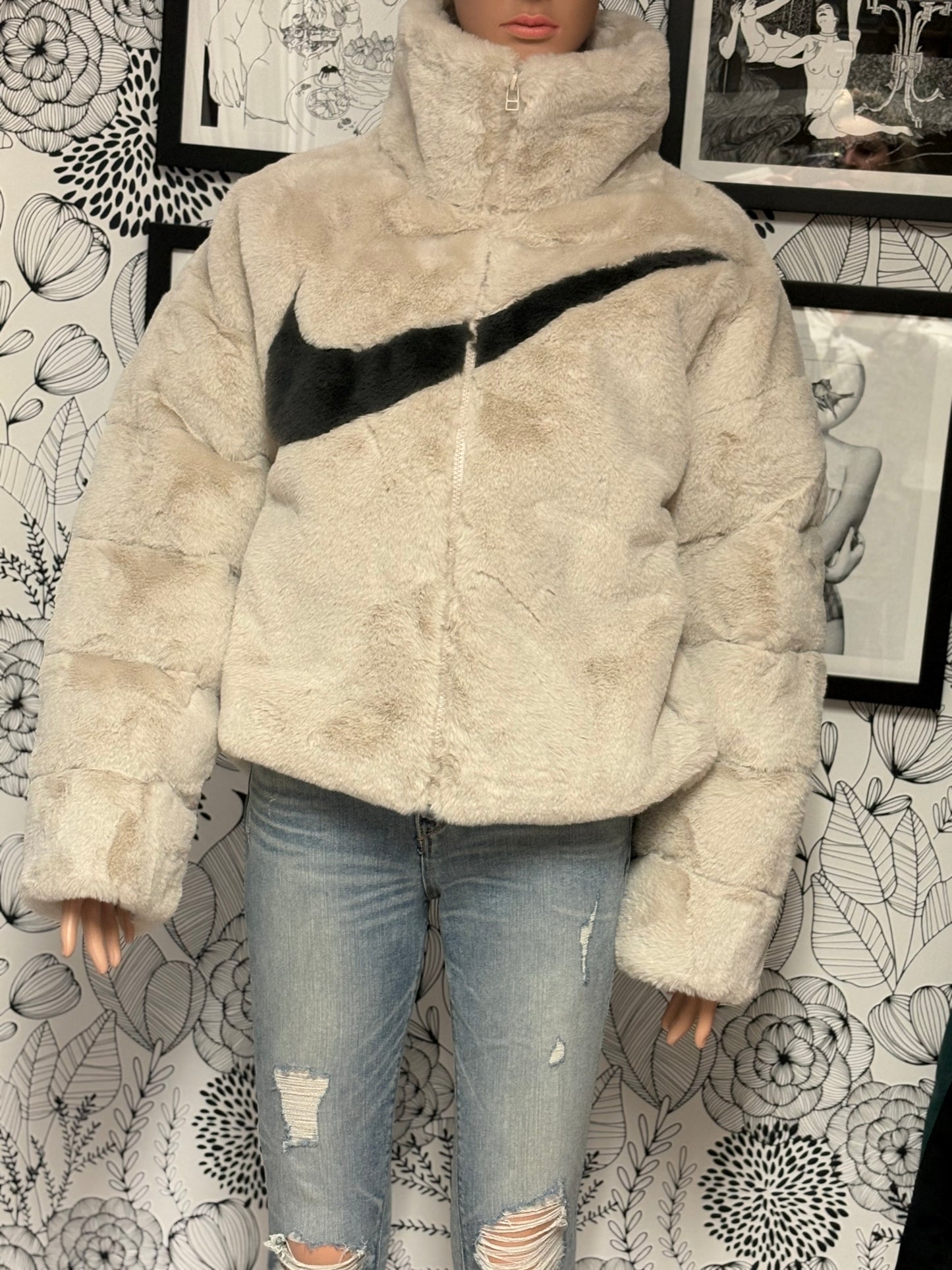 Nike Sportswear Women’s Faux-Fur Swoosh Puffer Jacket – Fossil/Black (Rare, Size Small)