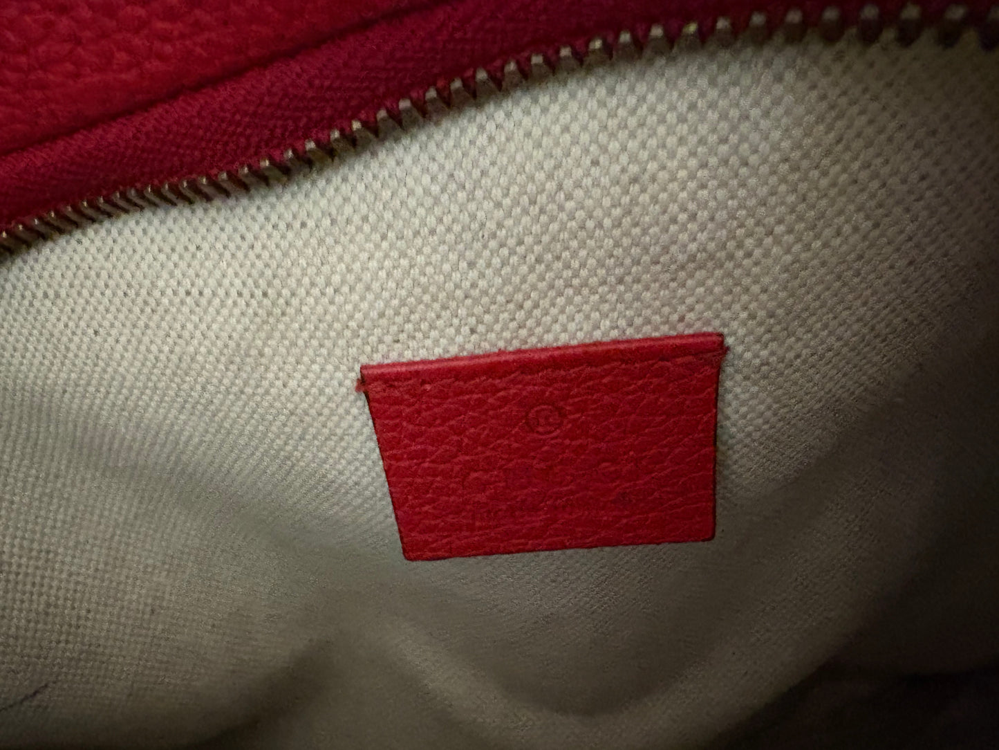 Gucci Grained Calfskin Large Logo Belt Bag – Hibiscus Red