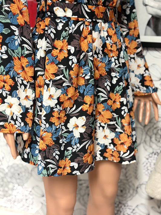 Tropical Floral Open-Back Mini Dress – Long Sleeve, Tie Detail (Size Small)