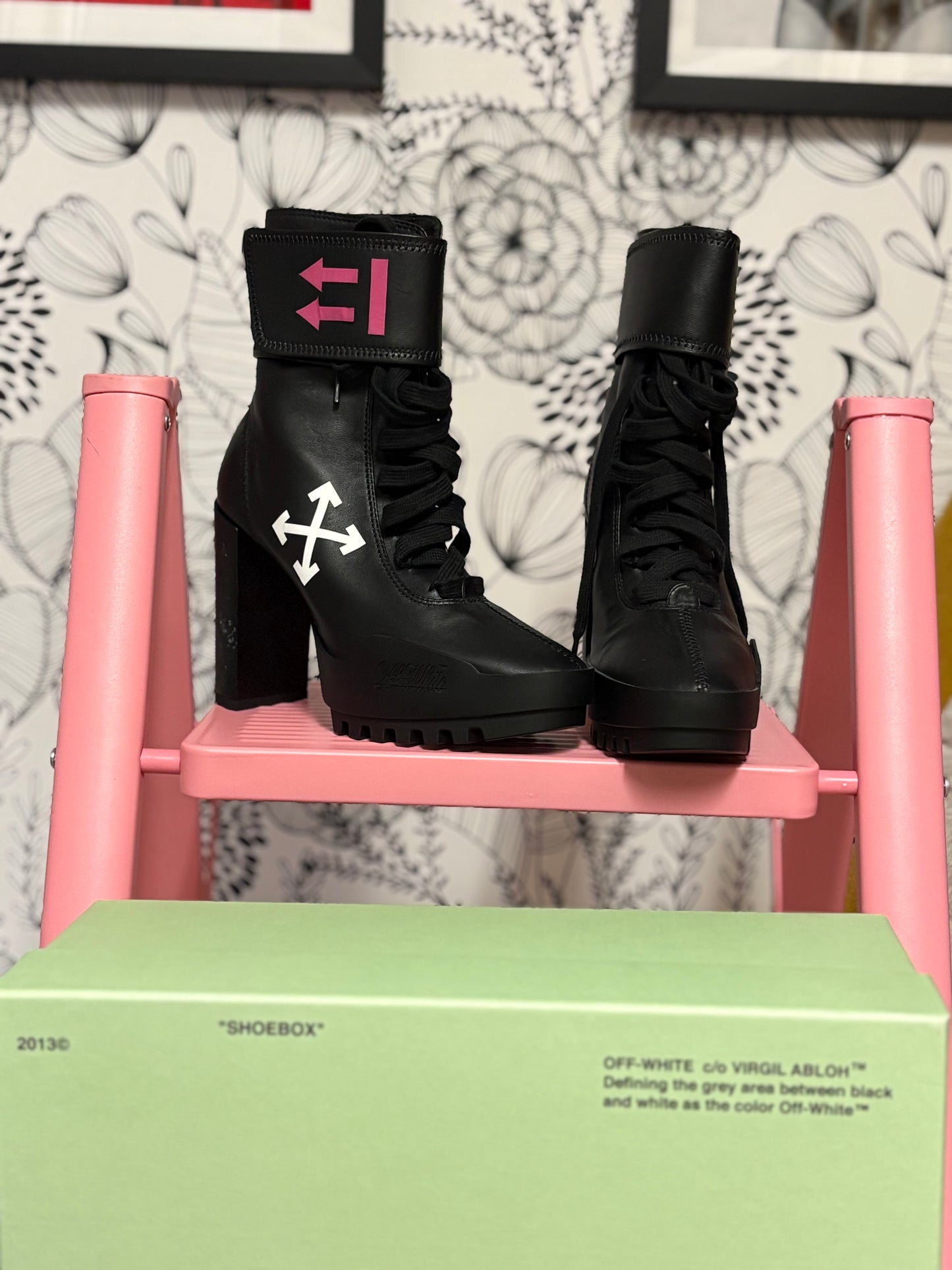 Off-White Arrow Moto Wrap Platform Heeled Boots – Virgil Abloh – Size 37 – New