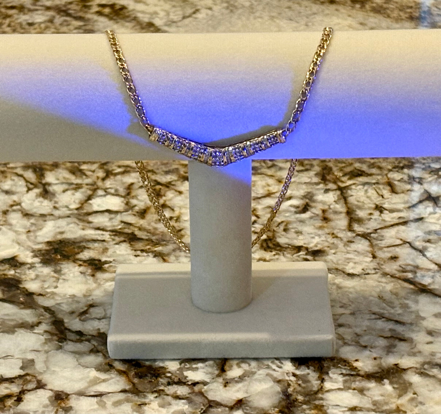 14K Gold Diamond-Cut Bar Necklace