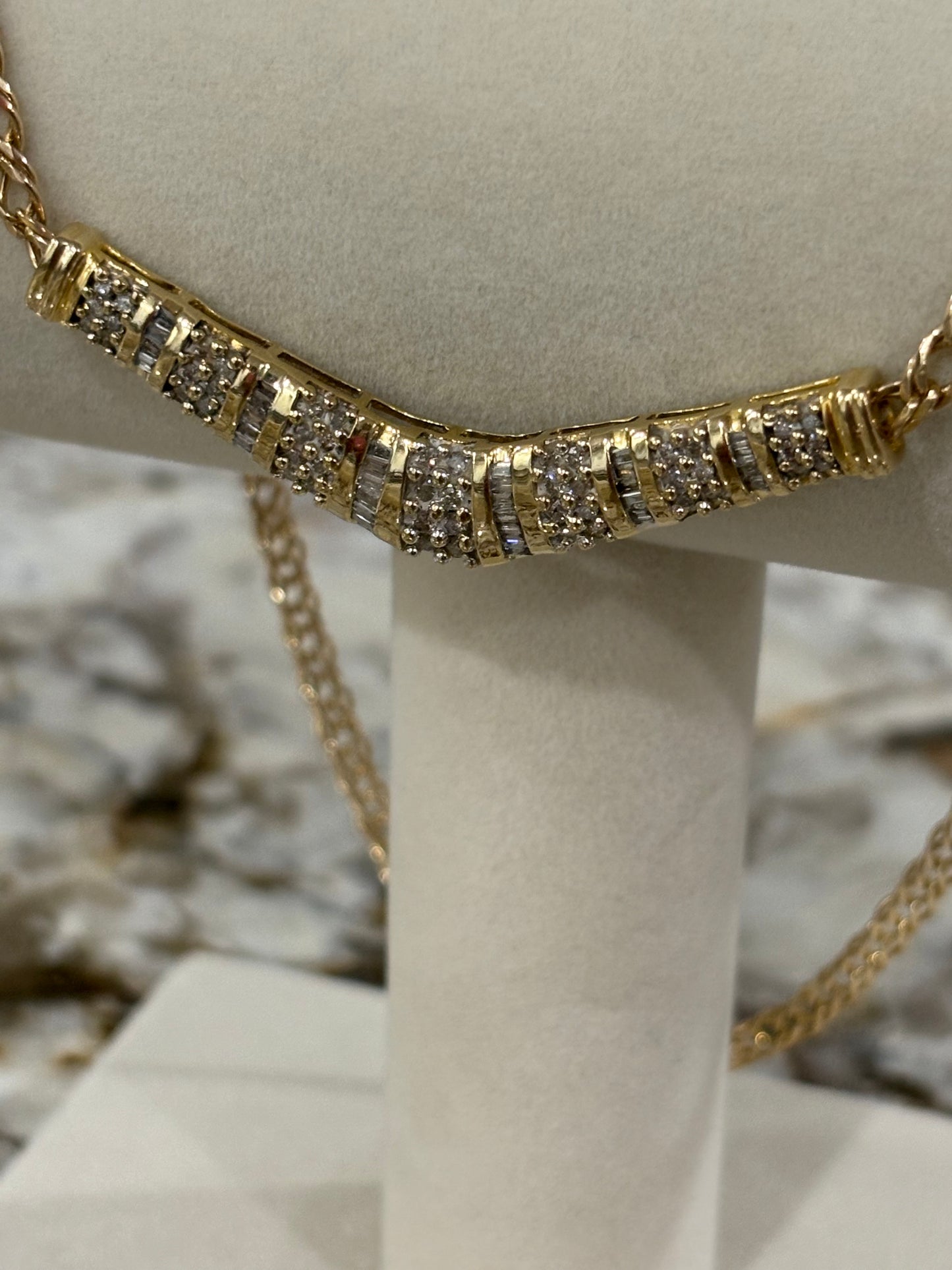 14K Gold Diamond-Cut Bar Necklace