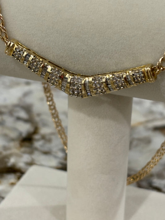 14K Gold Diamond-Cut Bar Necklace