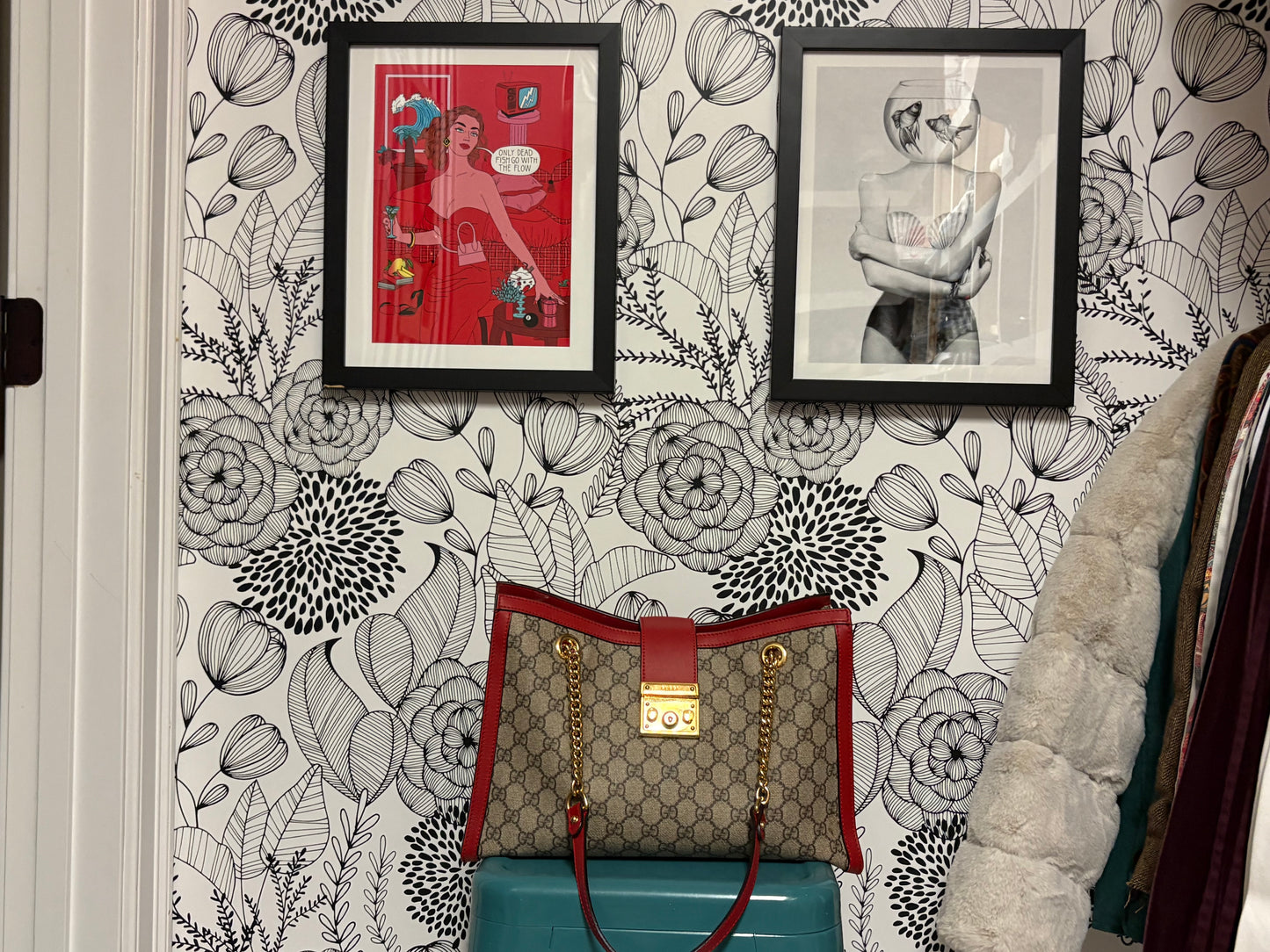 Gucci Padlock GG Supreme Tote – Red Leather Trim